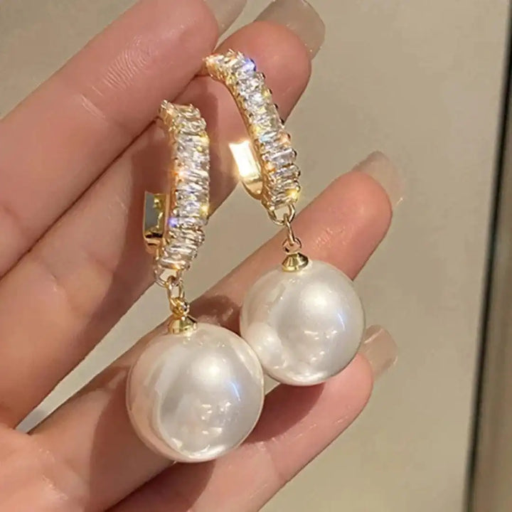 Elegante Parel en Zirkonia Oorbellen