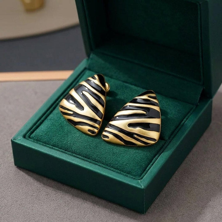 Driehoekige Zebra Stud Oorbellen