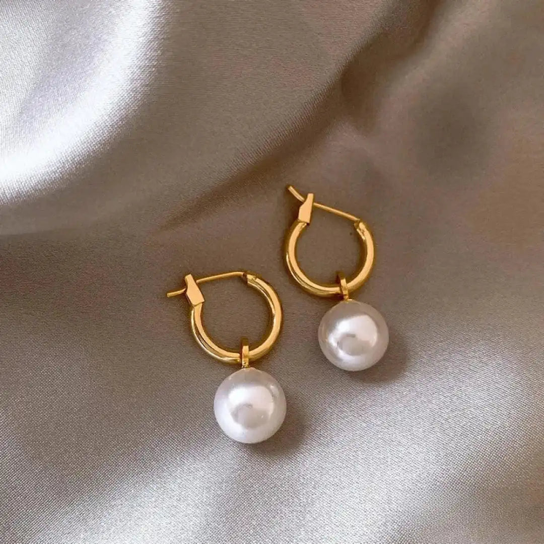 Elegante Oorbellen met Gouden Witte Parel