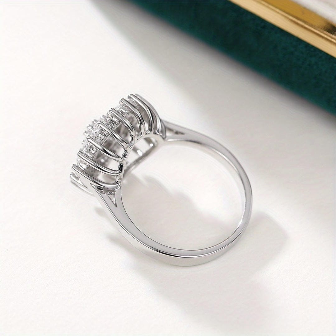 Kristallen Cluster Halo Statement Ring