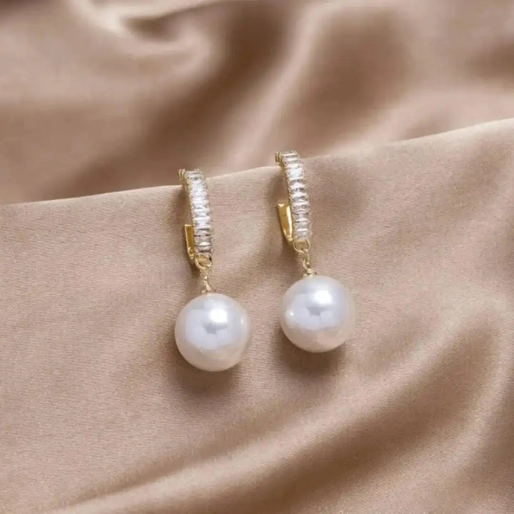 Elegante Parel en Zirkonia Oorbellen