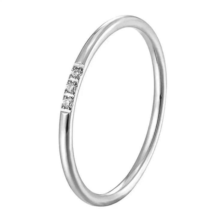 Delicate Drie Steen Stapelring