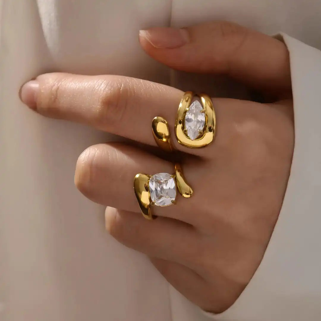 Tijdloze Gouden Waterdruppel Zirconia Ring