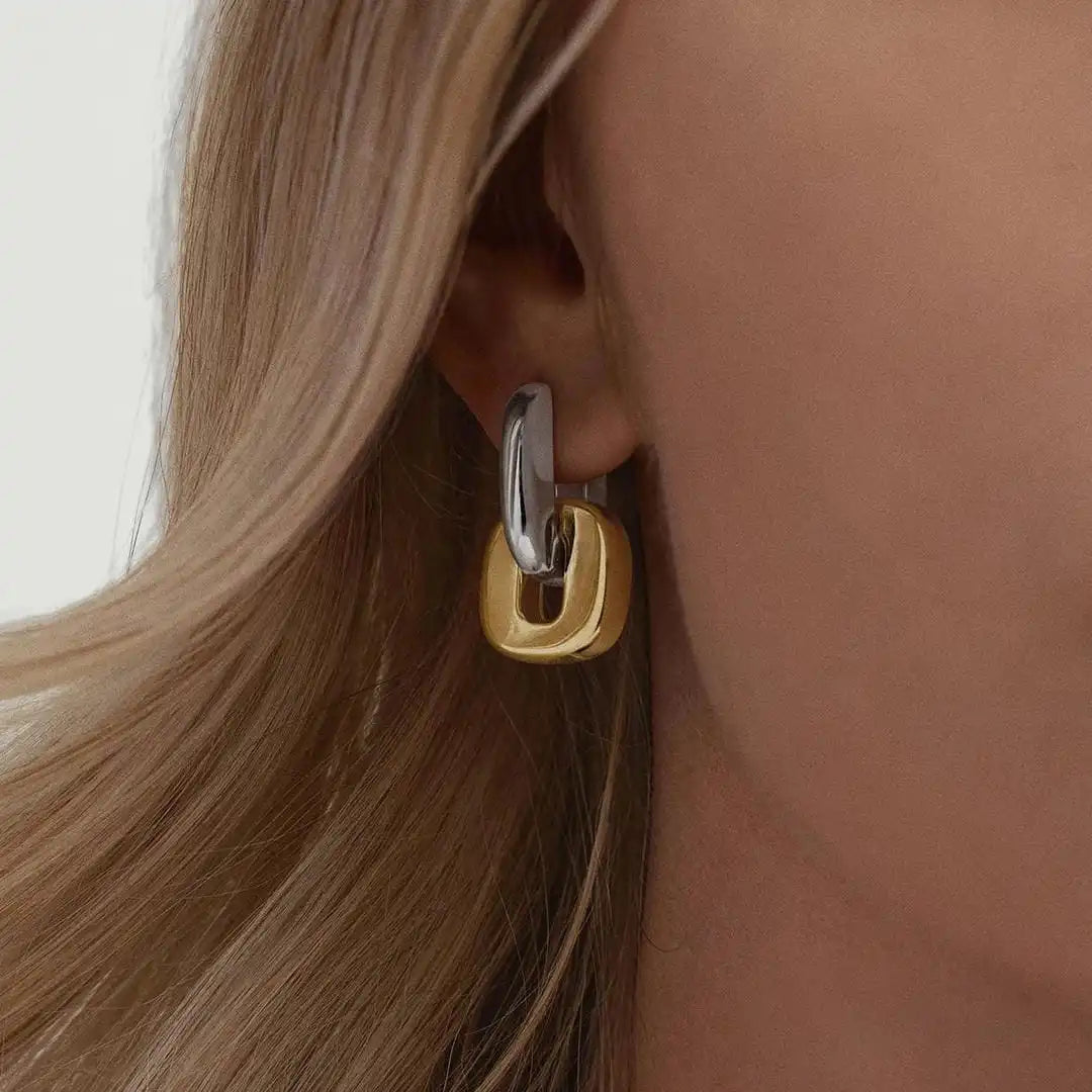 Minimalistische Twee Kleurige Gouden Ovalen Oorbellen