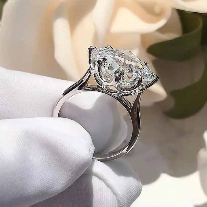 Tijdloze Gouden Cubic Zirkonia Ring