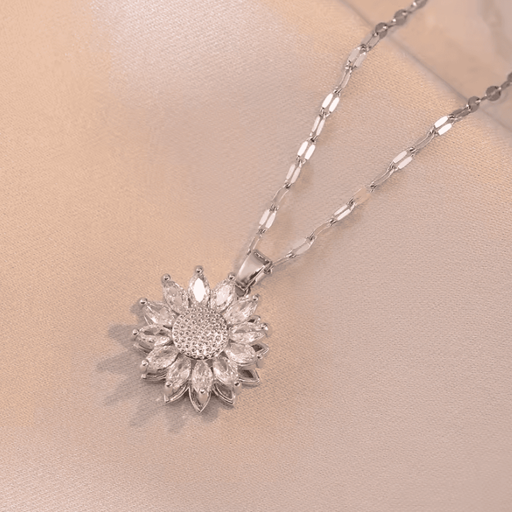 Trendy Zilveren Zonnebloem Zirkoon Ketting & Oorbellen Set