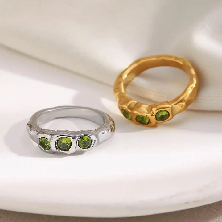 Vintage Gouden Ingelegde Edelstenen Ring