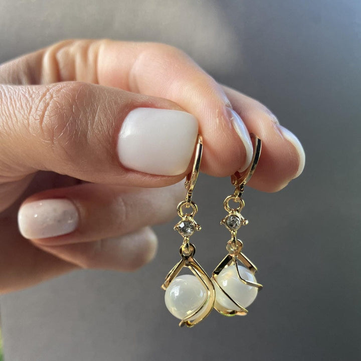 Witte Opal Dangle Oorbellen