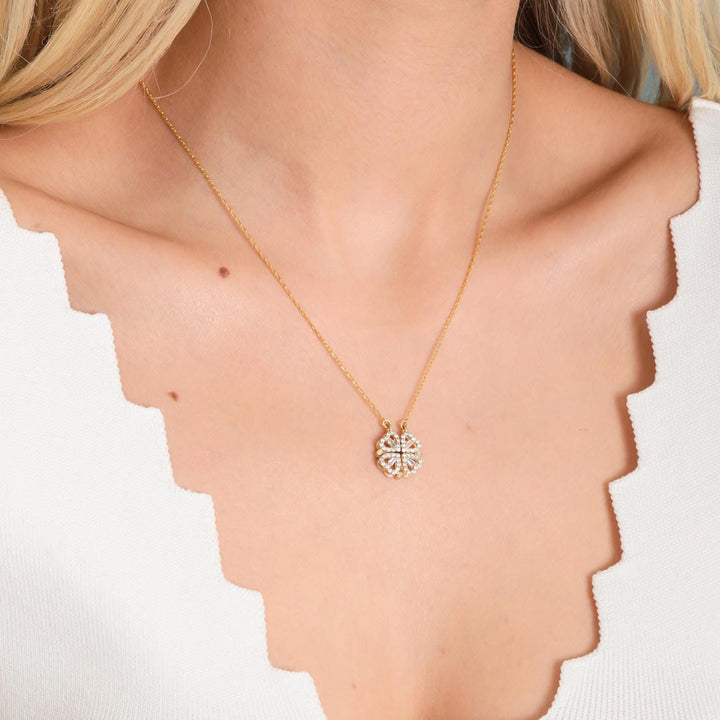Gouden Klavertje Vier Ketting met Zirkonia Hart Hanger