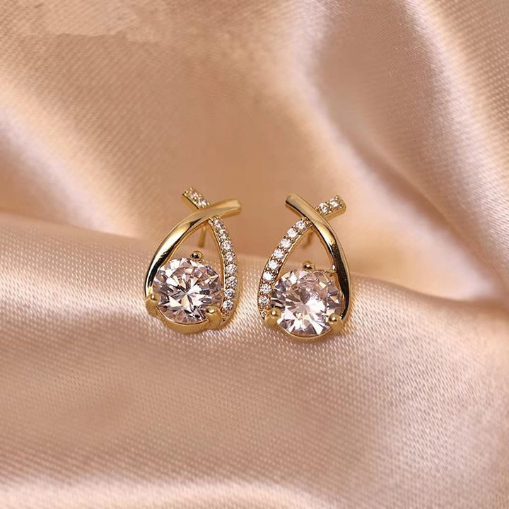 Luxe Gedraaide Druppel Cubic Stud Oorbellen